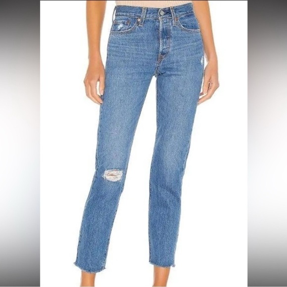 Levi’s Premium Denim Wedgie Button Fly High Rise Distressed Raw Hem Jeans - Picture 2 of 13